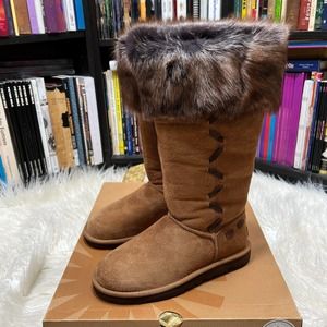 UGG ROSANA BOOTS CHESTNUT TALL W/ FUR SIZE 6